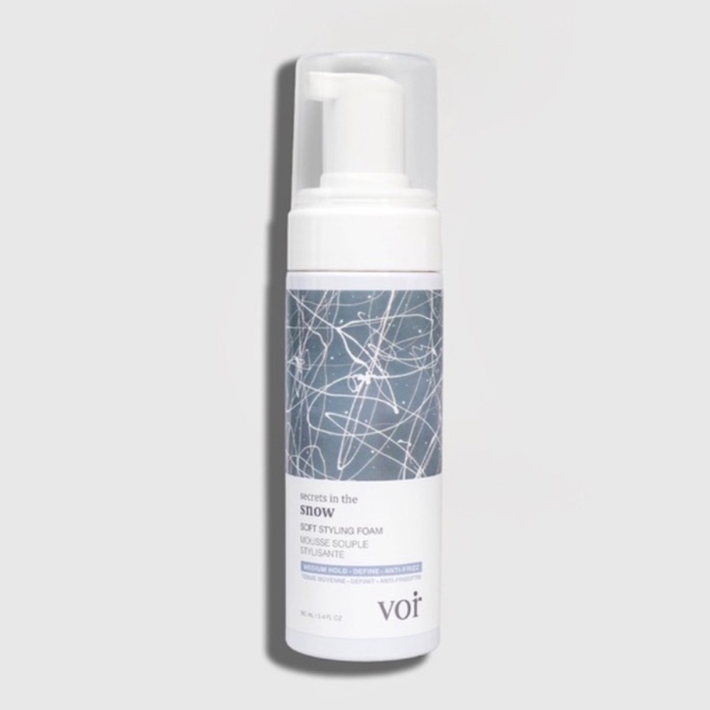 $5 VIO SNOW STYLING FOAM NEW $5 WHEN BUNDLED WITH 3 OR MORE ITEMS